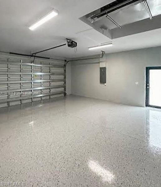 Spacious, unfurnished interior of a new home in , Cape Coral (Image 19). Spacious, unfurnished interior of a new home in , Cape Coral (Image 19).