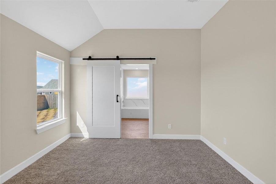 Spacious, unfurnished interior of a new home in , Snook (Image 22).