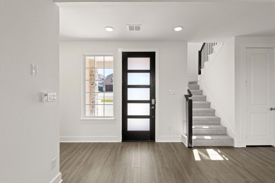 Spacious, unfurnished interior of a new home in Inspiration Collection at Union Park, Little Elm (Image 13). Spacious, unfurnished interior of a new home in Inspiration Collection at Union Park, Little Elm (Image 13).