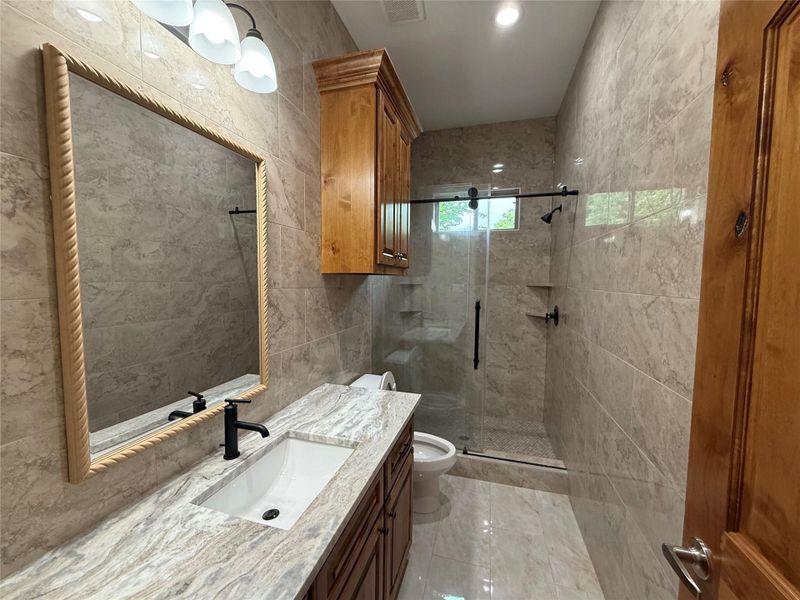 hall bathroom 2