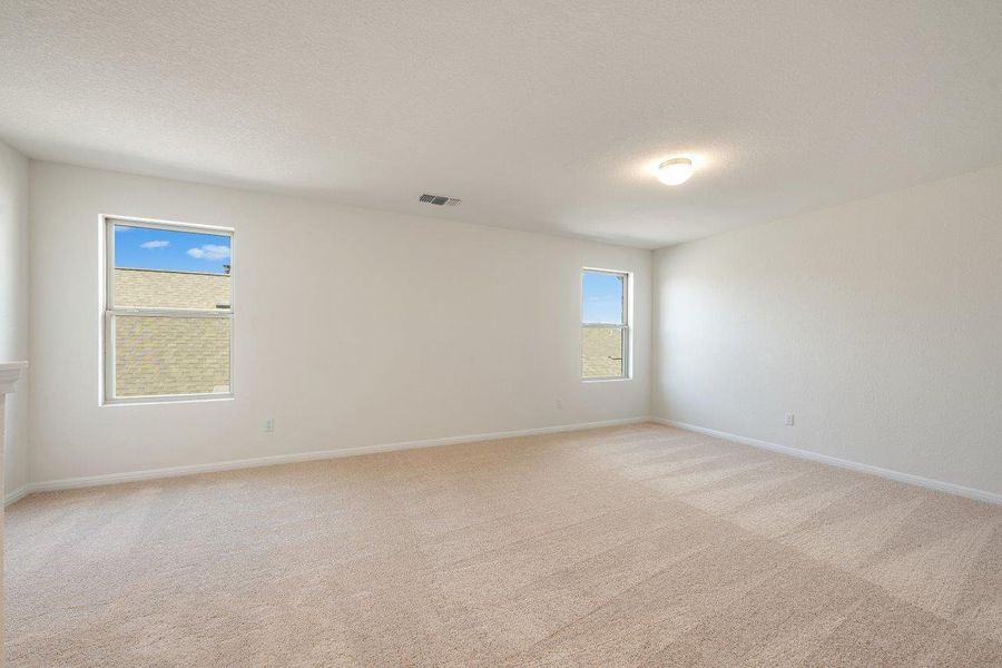 Spacious, unfurnished interior of a new home in The Colony, Bastrop (Image 32). Spacious, unfurnished interior of a new home in The Colony, Bastrop (Image 32).