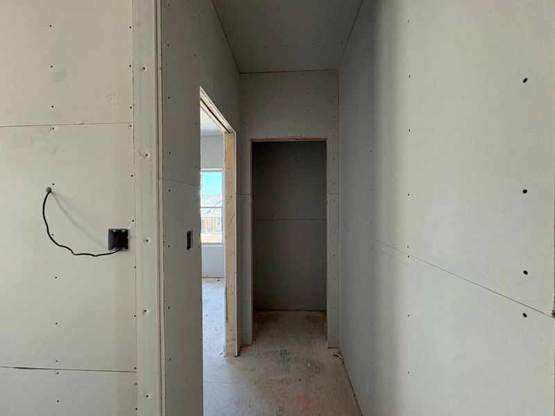 In-progress construction of a new home in Rolling Glen, Hutto, TX (Image 33).