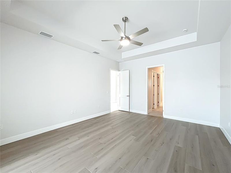 Spacious, unfurnished interior of a new home in , Port Charlotte (Image 44).