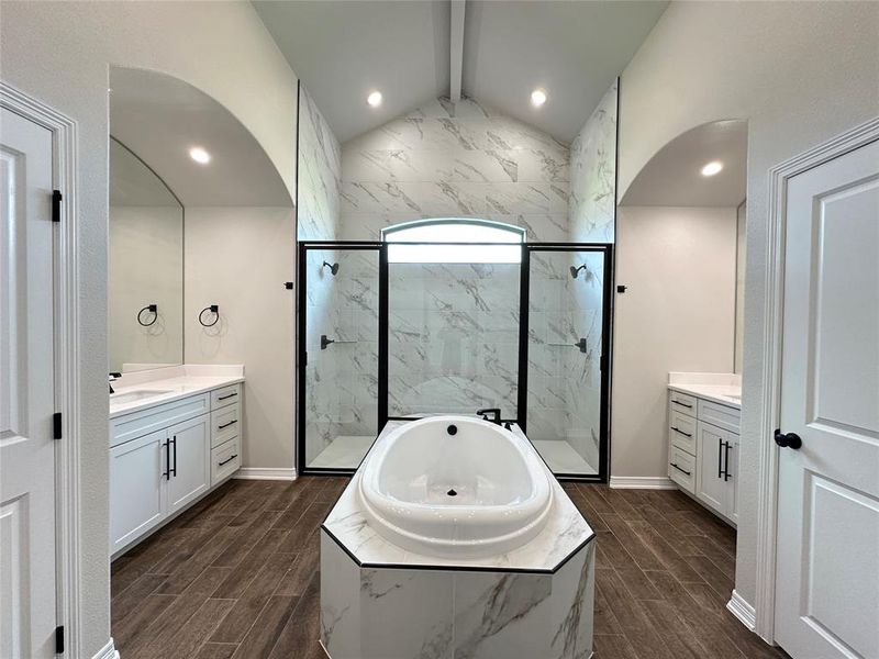 Furnished interior view inside a new home in , Lorena (Image 11).