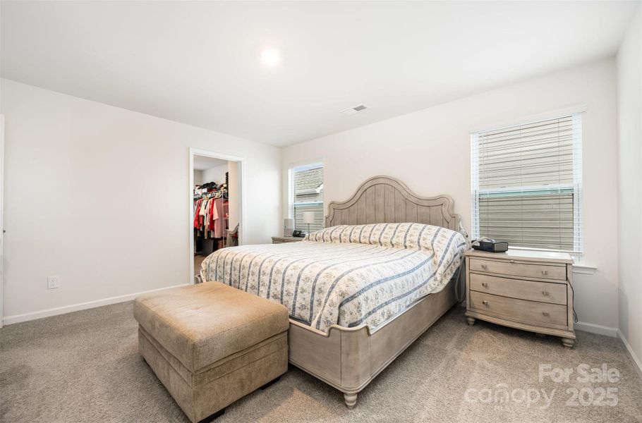 Furnished interior view inside a new home in Fergus Crossing, York (Image 6).