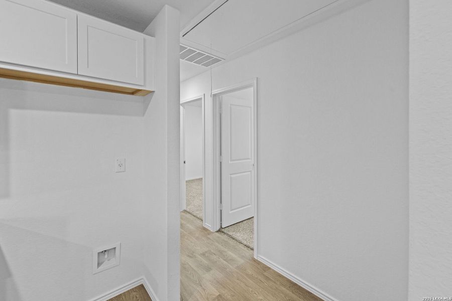 Spacious, unfurnished interior of a new home in Hickory Ridge, Elmendorf (Image 24). Spacious, unfurnished interior of a new home in Hickory Ridge, Elmendorf (Image 24).