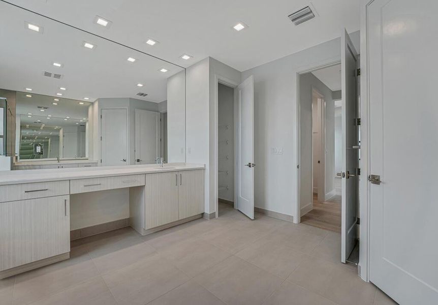 Furnished interior view inside a new home in Apex at Avenir, Palm Beach Gardens (Image 42).