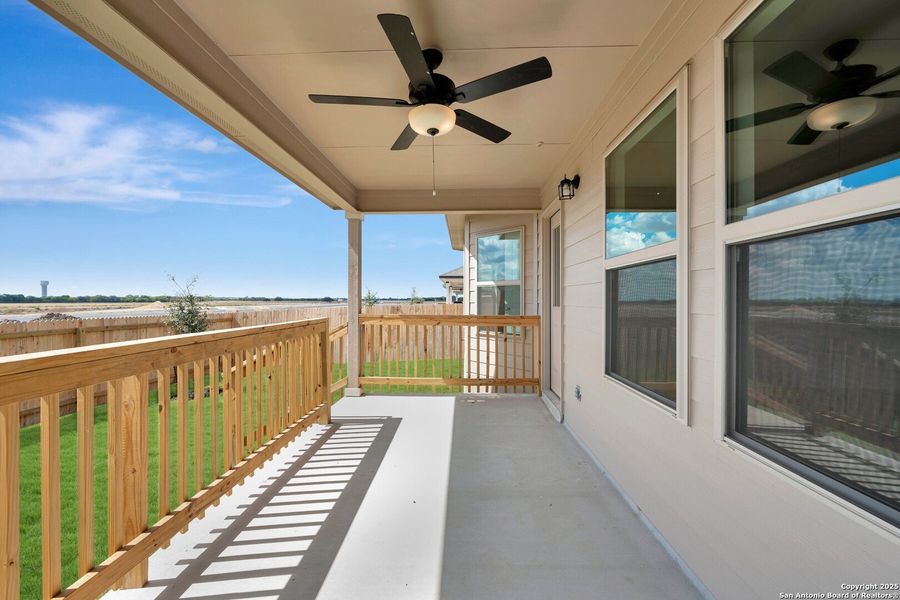 Exterior details and patio area of a home in Greenspoint Heights, Seguin (Image 19).