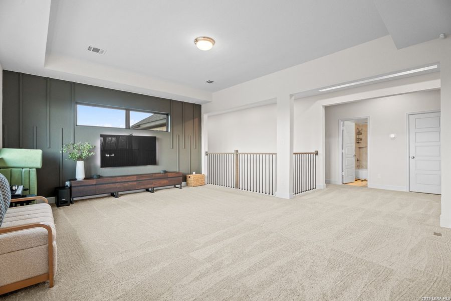 Spacious, unfurnished interior of a new home in Ladera, San Antonio (Image 23). Spacious, unfurnished interior of a new home in Ladera, San Antonio (Image 23).