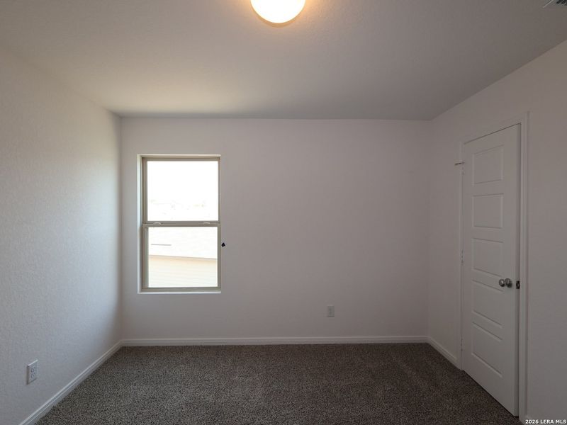 Spacious, unfurnished interior of a new home in Agave, San Antonio (Image 26).