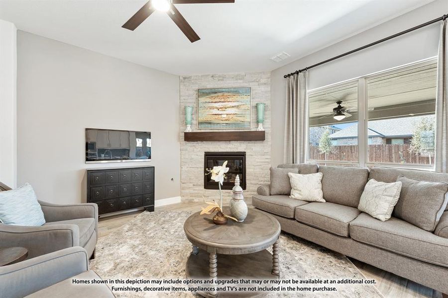 Furnished interior view inside a new home in North Grove, Waxahachie (Image 37).