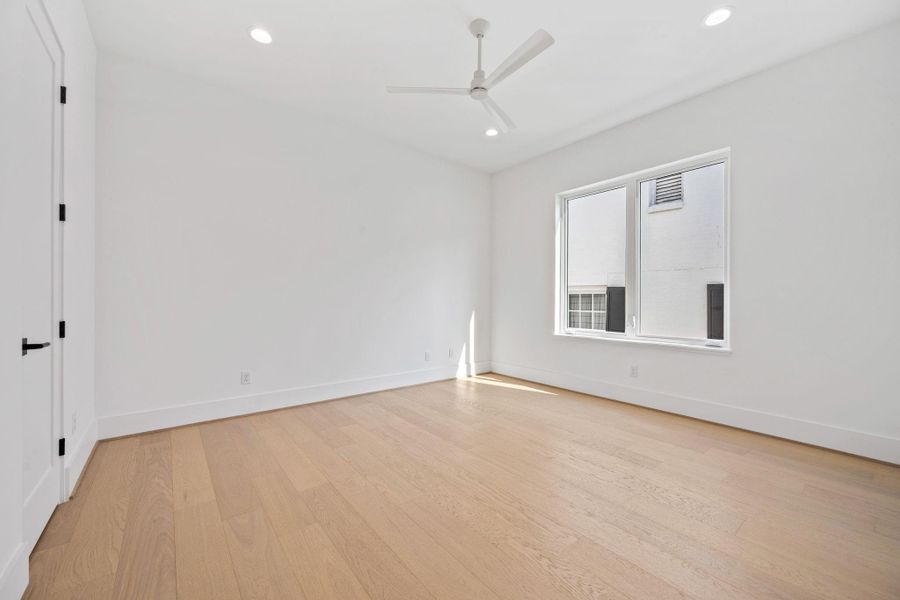 Spacious, unfurnished interior of a new home in , Houston (Image 20). Spacious, unfurnished interior of a new home in , Houston (Image 20).