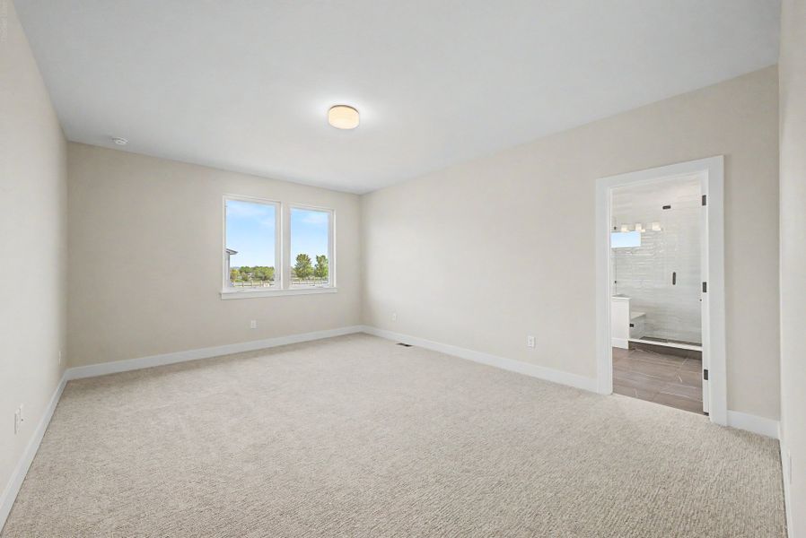 Spacious, unfurnished interior of a new home in West Grange, Longmont (Image 15). Spacious, unfurnished interior of a new home in West Grange, Longmont (Image 15).