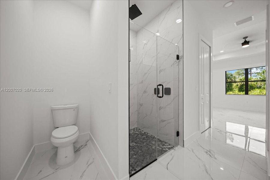 Furnished interior view inside a new home in , Lehigh Acres (Image 6).