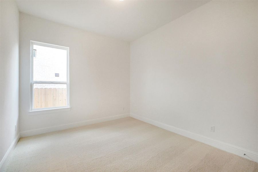 Spacious, unfurnished interior of a new home in Evergreen 70', Conroe (Image 37).