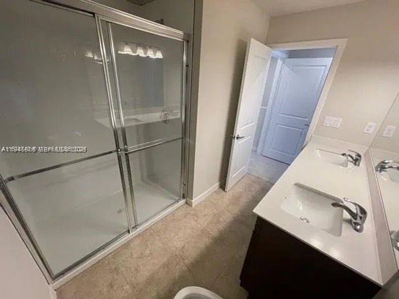 Image 20 of a home in .