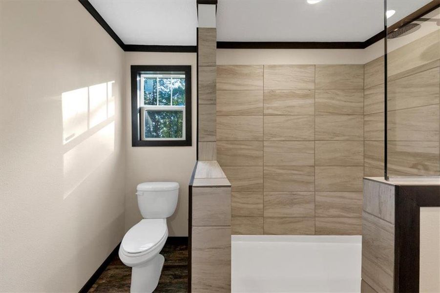 Furnished interior view inside a new home in , Waleska (Image 16).