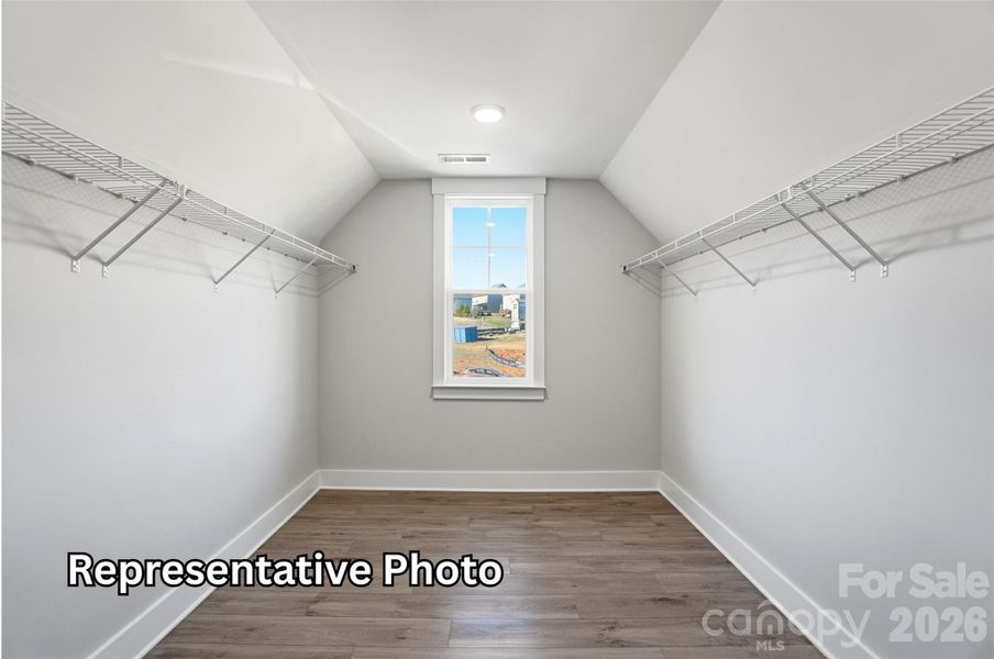 Spacious, unfurnished interior of a new home in Harmony, Harrisburg (Image 12).