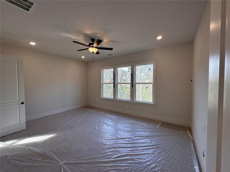 Image 21 of a home in .