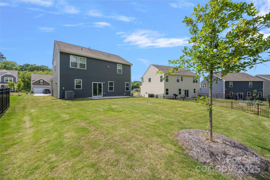 Front exterior of a new home in Piper Landing, Concord, NC, highlighting curb appeal (Image 19).