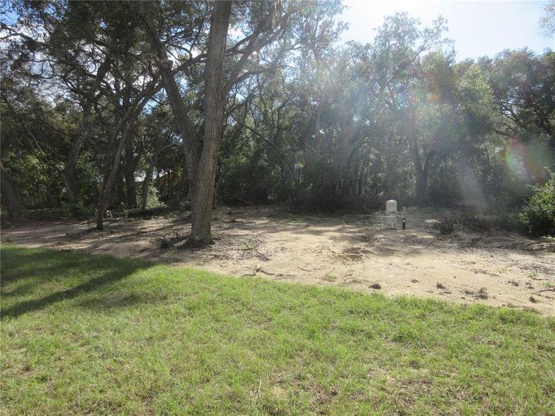 Exterior details and patio area of a home in , Ocklawaha (Image 18).