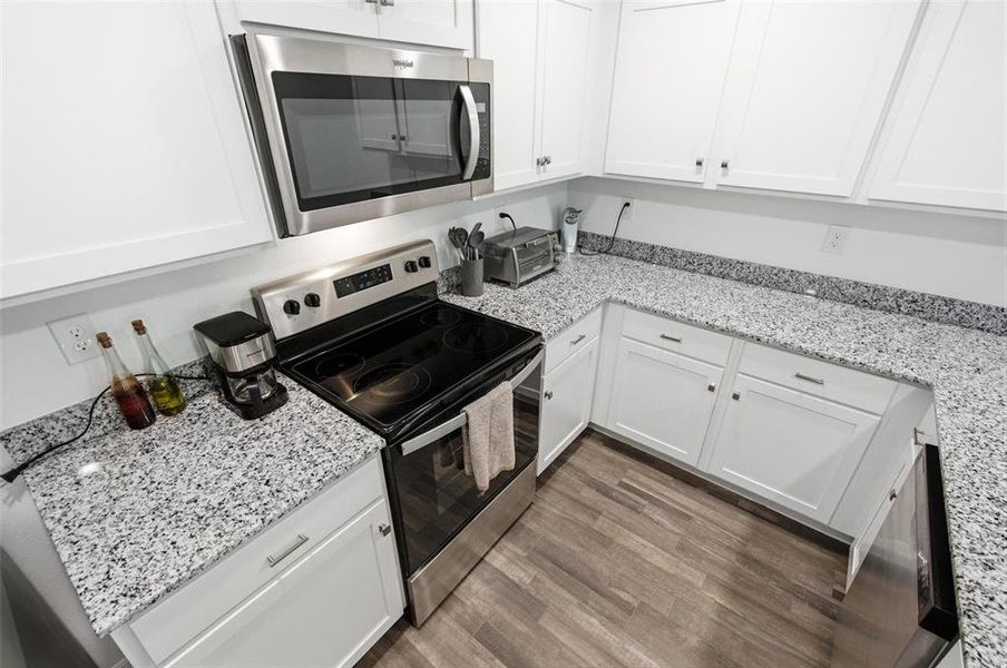 Furnished interior view inside a new home in , Palm Coast (Image 13).