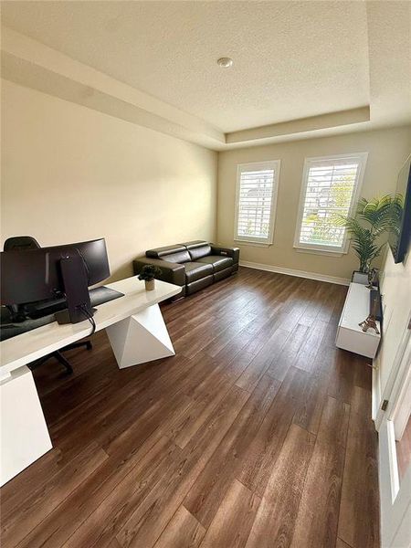 Furnished interior view inside a new home in , Orlando (Image 36).