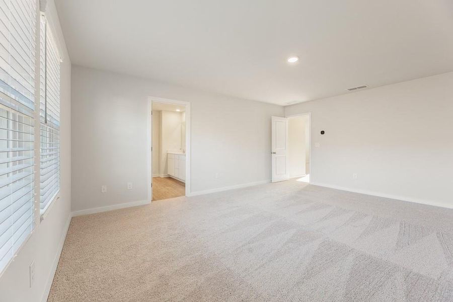 Spacious, unfurnished interior of a new home in Parkview Estates, South Fulton (Image 21). Spacious, unfurnished interior of a new home in Parkview Estates, South Fulton (Image 21).