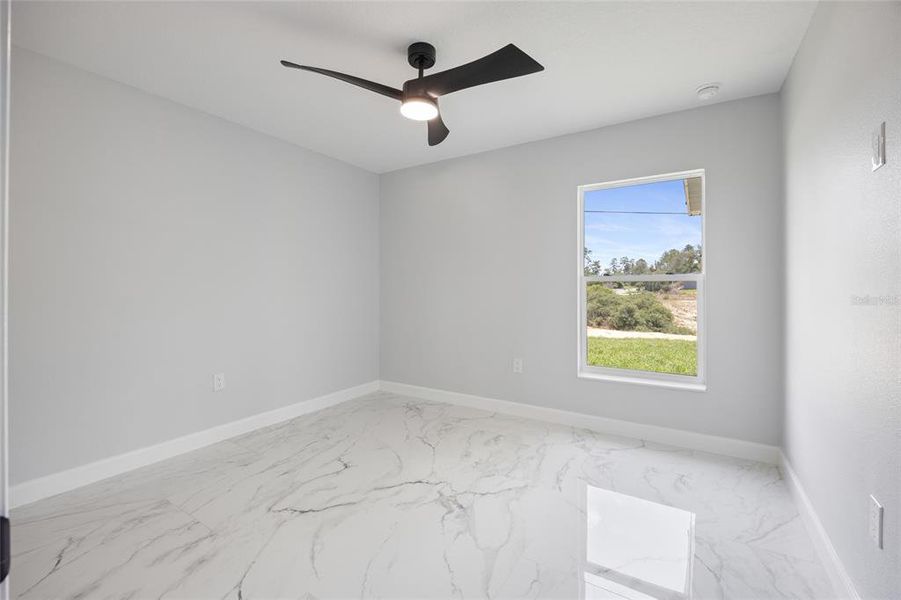 Spacious, unfurnished interior of a new home in , Dunnellon (Image 19).