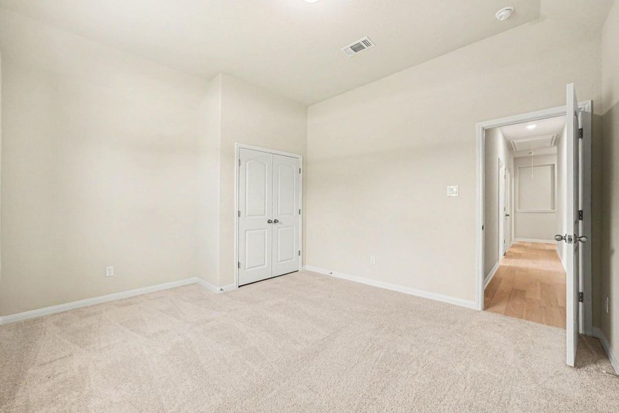 Spacious, unfurnished interior of a new home in , Bay City (Image 29). Spacious, unfurnished interior of a new home in , Bay City (Image 29).