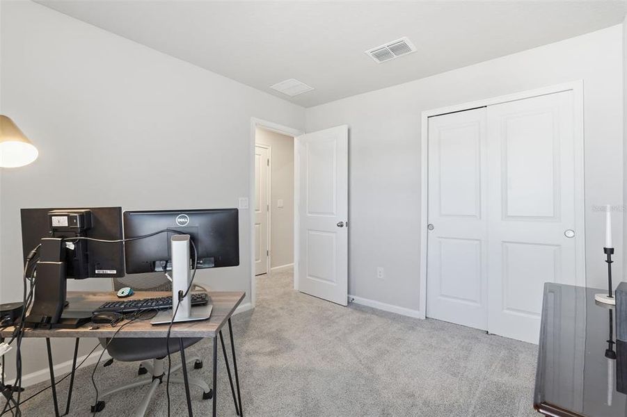 Furnished interior view inside a new home in , Lutz (Image 17).