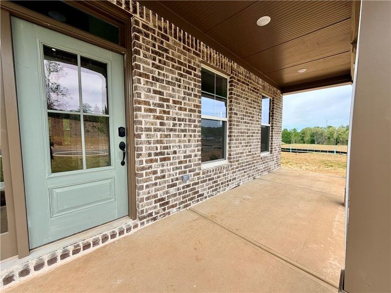 Exterior details and patio area of a home in Arbor West, Dawsonville (Image 3).