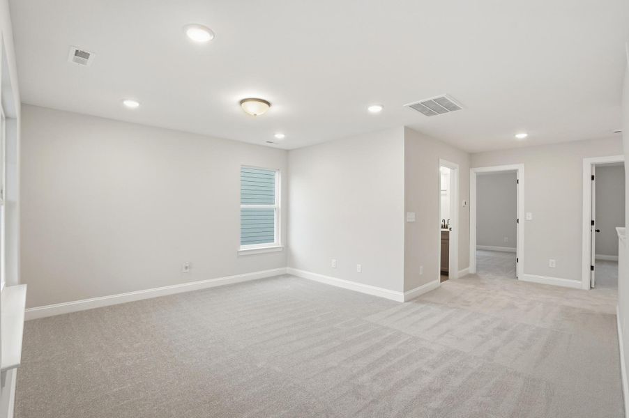 Spacious, unfurnished interior of a new home in Carrington, Stanley (Image 59).