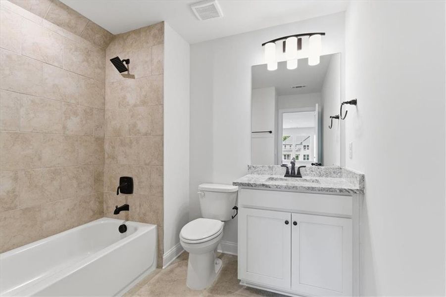 Furnished interior view inside a new home in The Estates at Hurricane Pointe, Douglasville (Image 13). Furnished interior view inside a new home in The Estates at Hurricane Pointe, Douglasville (Image 13).