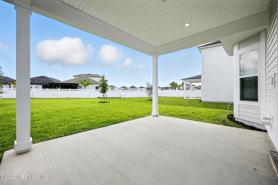 Image 40 of a home in Silver Landing At Silverleaf.