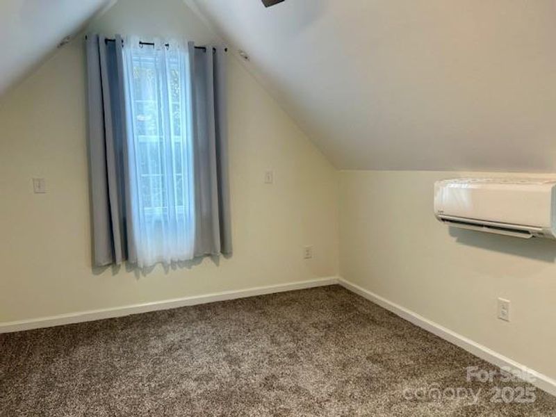 Spacious, unfurnished interior of a new home in , Granite Falls (Image 25).