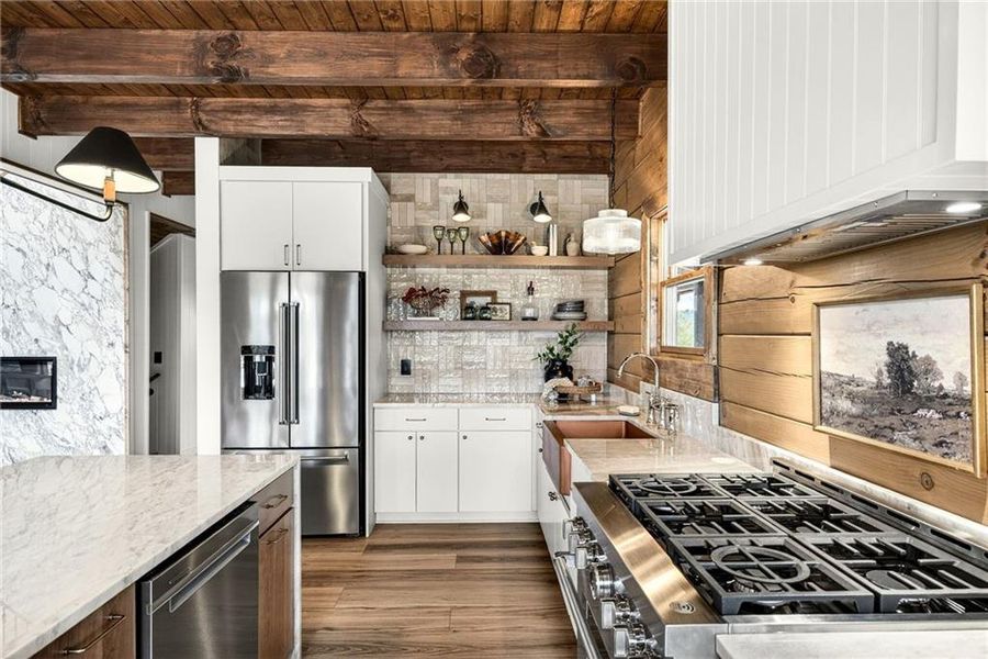 Furnished interior view inside a new home in , Ellijay (Image 17).