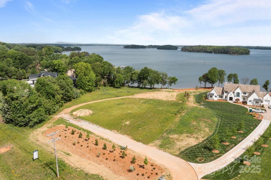 Image 9 of a home in .