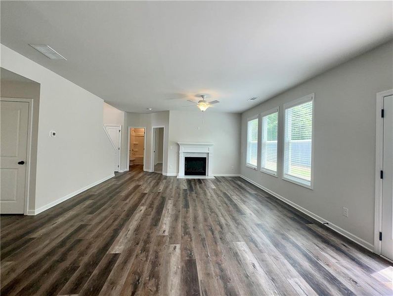 Spacious, unfurnished interior of a new home in , Auburn (Image 21).
