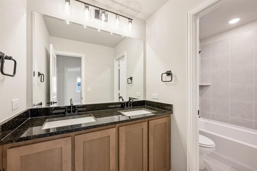 Furnished interior view inside a new home in Sonoma Verde, McLendon-Chisholm (Image 15).