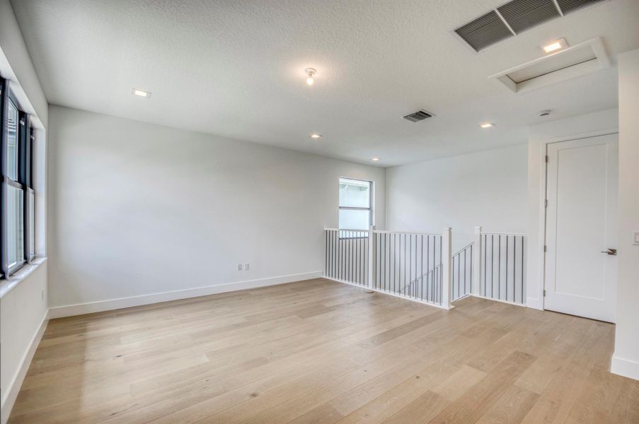 Furnished interior view inside a new home in Apex at Avenir, Palm Beach Gardens (Image 42). Furnished interior view inside a new home in Apex at Avenir, Palm Beach Gardens (Image 42).