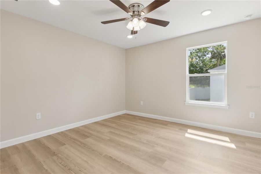 Spacious, unfurnished interior of a new home in , Eustis (Image 21).