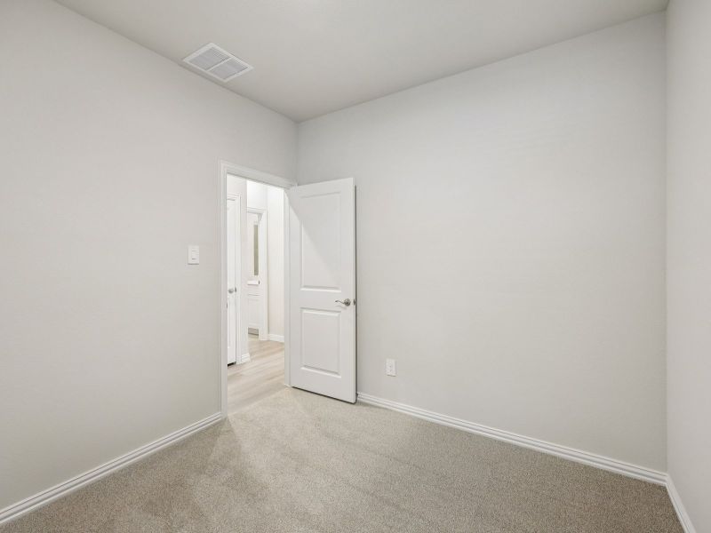 Spacious, unfurnished interior of a new home in Parks at Foster Crossing - Spring Series, Anna (Image 18).