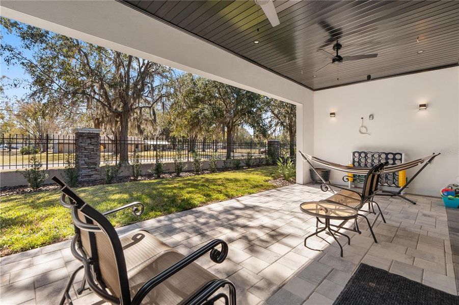 Exterior details and patio area of a home in , Land O' Lakes (Image 29).