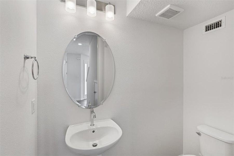 Furnished interior view inside a new home in Isla Mirada, San Antonio (Image 34).