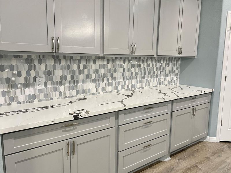 Furnished interior view inside a new home in , Giddings (Image 10).