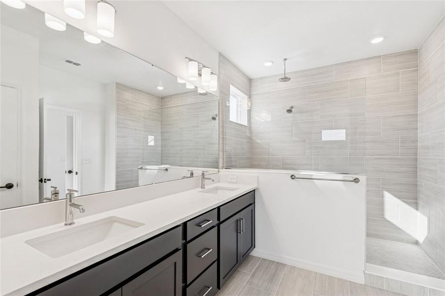 Furnished interior view inside a new home in Weslyn Park in Sunbridge 34', St. Cloud (Image 13).