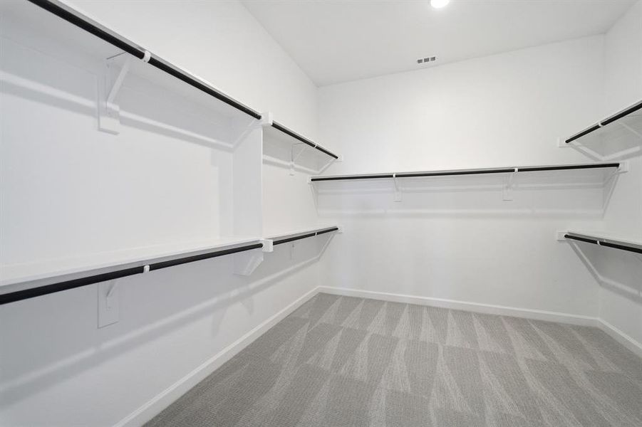 Spacious, unfurnished interior of a new home in Sonoma Verde, Rockwall (Image 35). Spacious, unfurnished interior of a new home in Sonoma Verde, Rockwall (Image 35).