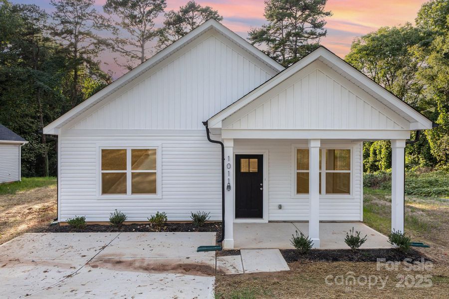 Image 21 of a home in .