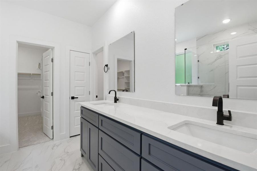 Furnished interior view inside a new home in , Denison (Image 10).